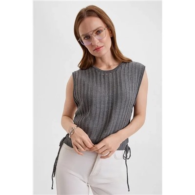 Майка женская вязаная со шнуровкой С Арт. 10127