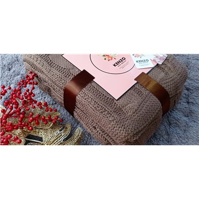 Вязаный шерстяной плед Kenzo 220/240 кофе с молоком