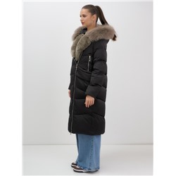 Двубортное пальто зимнее утепленное с мехом и капюшоном черного цвета 7626Ch