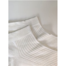 Короткие носки р. 40-45 "В сеточку" Белые