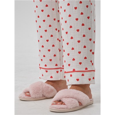 Брюки белые в сердечко с карманами
