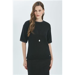 Блуза вязаная чёрного цвета