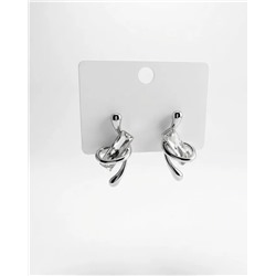 Стильные серьги