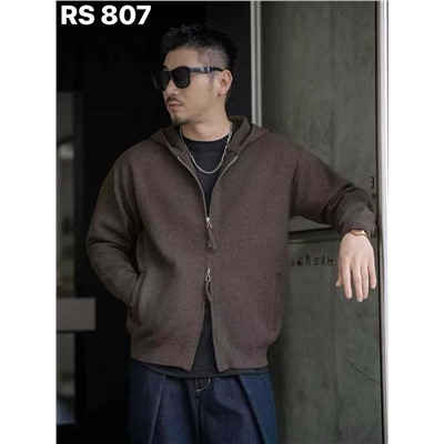 Джемпер с капюшоном 807