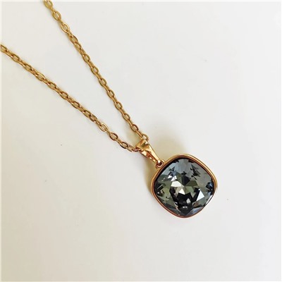 Подвеска с кристаллами Swarovski