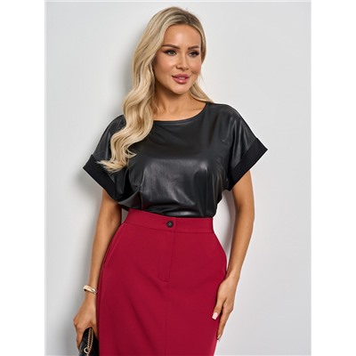 Блузка чёрная из искусственной кожи