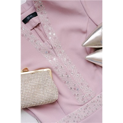 Urs 22-724-1, Платье