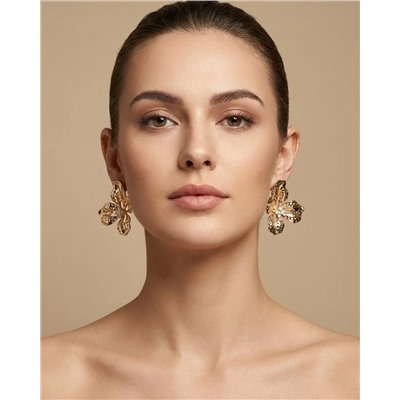 Стильные серьги