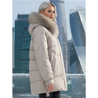 Куртка зимняя женская с мехом и капюшоном тренд светло-коричневого цвета 7608SK