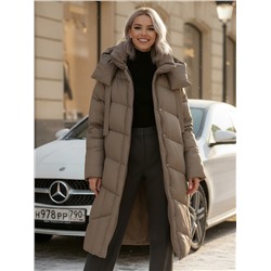 Пальто зимнее утепленное с капюшоном женское светло-коричневого цвета 7748SK