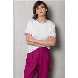 Футболка белая с вязаной отделкой