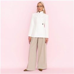 Жакет приталенного силуэта, Дерзкий силуэт (белый)