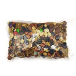 Смесь орехов с изюмом (сырой орех) 500 гр.