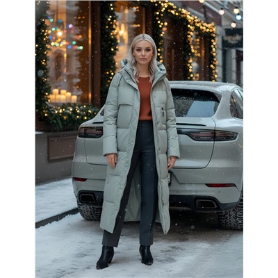 Пальто утепленное стеганное зимнее с капюшоном женское зеленого цвета 9611Z