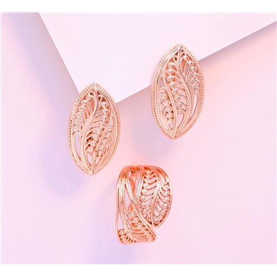 Набор: Кольцо и Серьги бижутерия