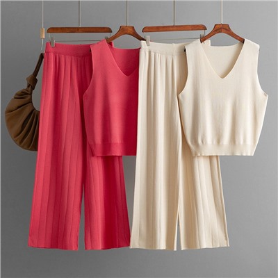 Eleganzza  Костюм женский  P-363