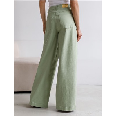 Джинсы из денима с эластаном