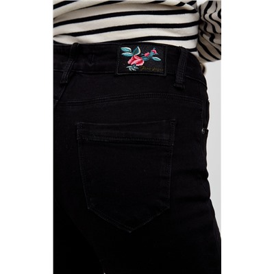 Джинсы утепленные женские Slim Fit F122-0140W black