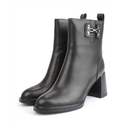 04-M3-L810 BLACK Ботинки зимние женские (натуральная кожа, натуральный мех)