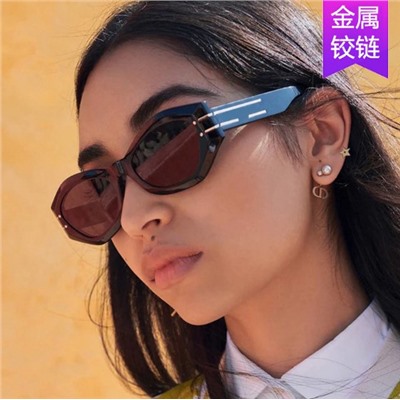 Солнцезащитные очки SG 40022