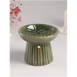 Аромалампа для эфирных масел «Лотос», керамика, т. зелёная, 11.4×11.4×9 см
