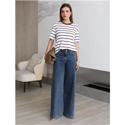 Широкие джинсы с декоративной стиркой из эластичного плотного денима