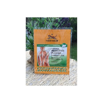 Охлаждающий и обезболивающий пластырь (зеленый) от Tiger Balm, Medicated Plaster Cool Green, 2 шт 10x14 см