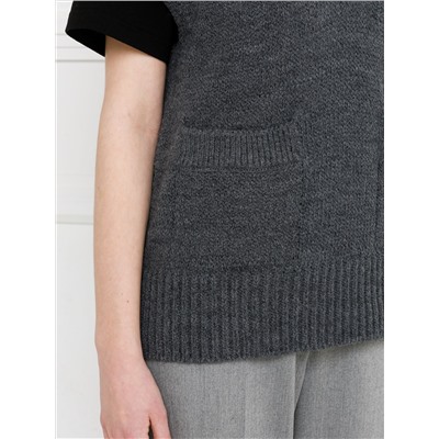 Жилет вязаный тёмно-серый