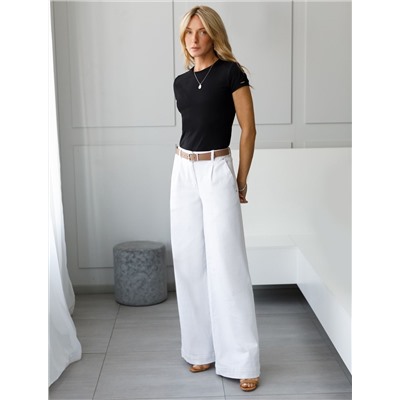 Джинсы с поясом на резинке из эластичного денима средней плотности