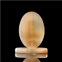 Икона «Семистрельная», настольная на подставке, селенит