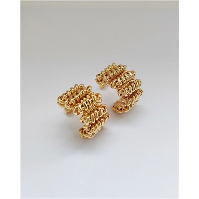 Стильные серьги