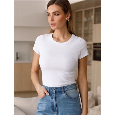 Футболка из фактурного трикотажа в рубчик