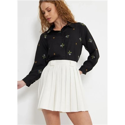 Женская рубашка с вышивкой Patiskha