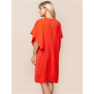 Платье из плотного струящегося крепа