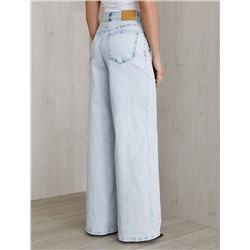 Джинсы трубы c декоративной стиркой из эластичного плотного денима