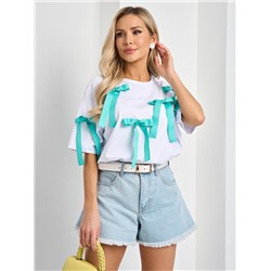 Футболка трикотажная белая с пришивным декором