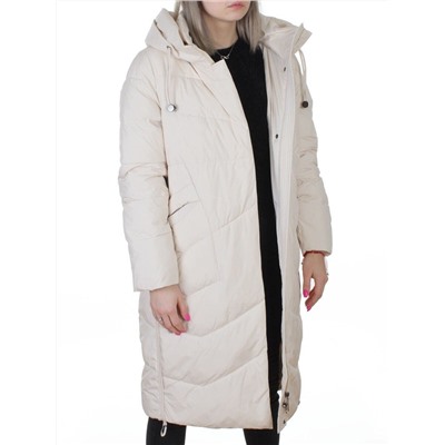 8806 MILK WHITE Пальто зимнее женское (150 гр. холлофайбер)