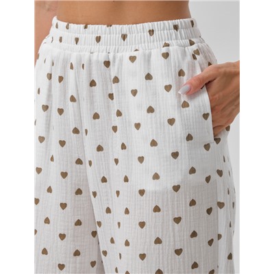 Брюки белые в сердечко с карманами