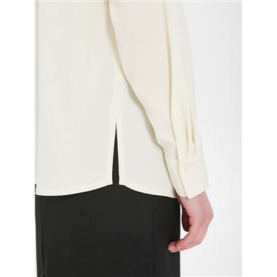 Блузка с бантом цвета слоновая кость