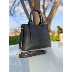 Итальянская сумка из натуральной кожи PELLE Kadrya Negro