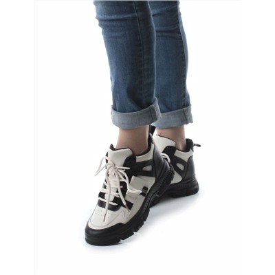 05-P51-1Z WHITE/BLACK Кроссовки женские зимние (натуральная и искусственная кожа, шерсть)