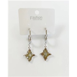 Стильные серьги