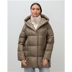 Куртка двубортная женская зимняя с капюшоном коричневого цвета 7736K