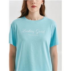 Футболка голубая с принтом