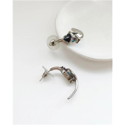 Стильные серьги