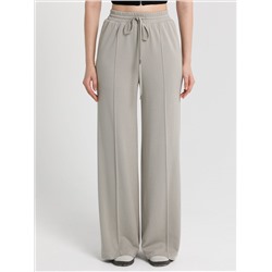 Брюки трикотажные с карманами