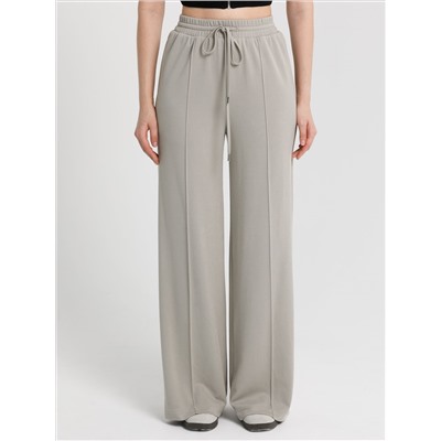 Брюки трикотажные с карманами