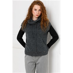 Жилет вязаный тёмно-серый