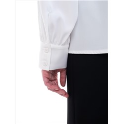 Блузка молочного цвета с длинным рукавом