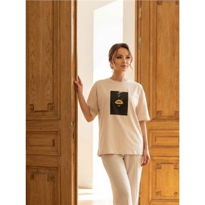 Футболка свободного кроя